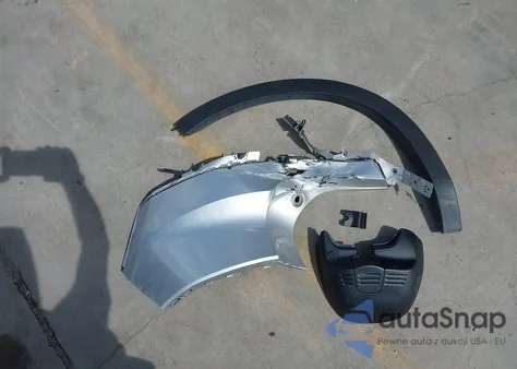 2019 Volvo Xc40 T5 Inscription z USA, uszkodzony, nr VIN YV4162UL8K2097844